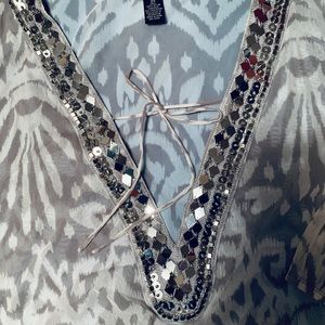 Cute “INC” Top In Beautiful Condition